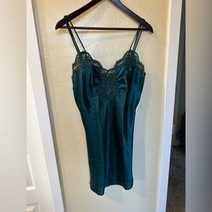 Victoria’s Secret. Beaded Chemise Gown Green